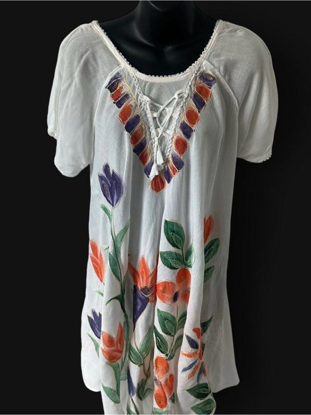 Sonya Collection White floral dress with lace‎ up front and short sleeves size M